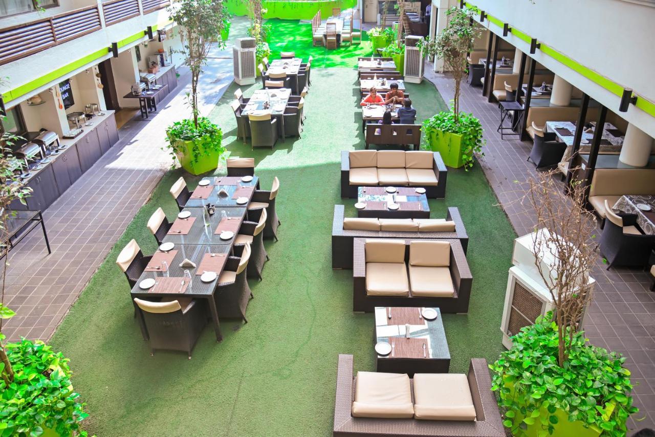 Citrus Hotel Lonavala Ngoại thất bức ảnh