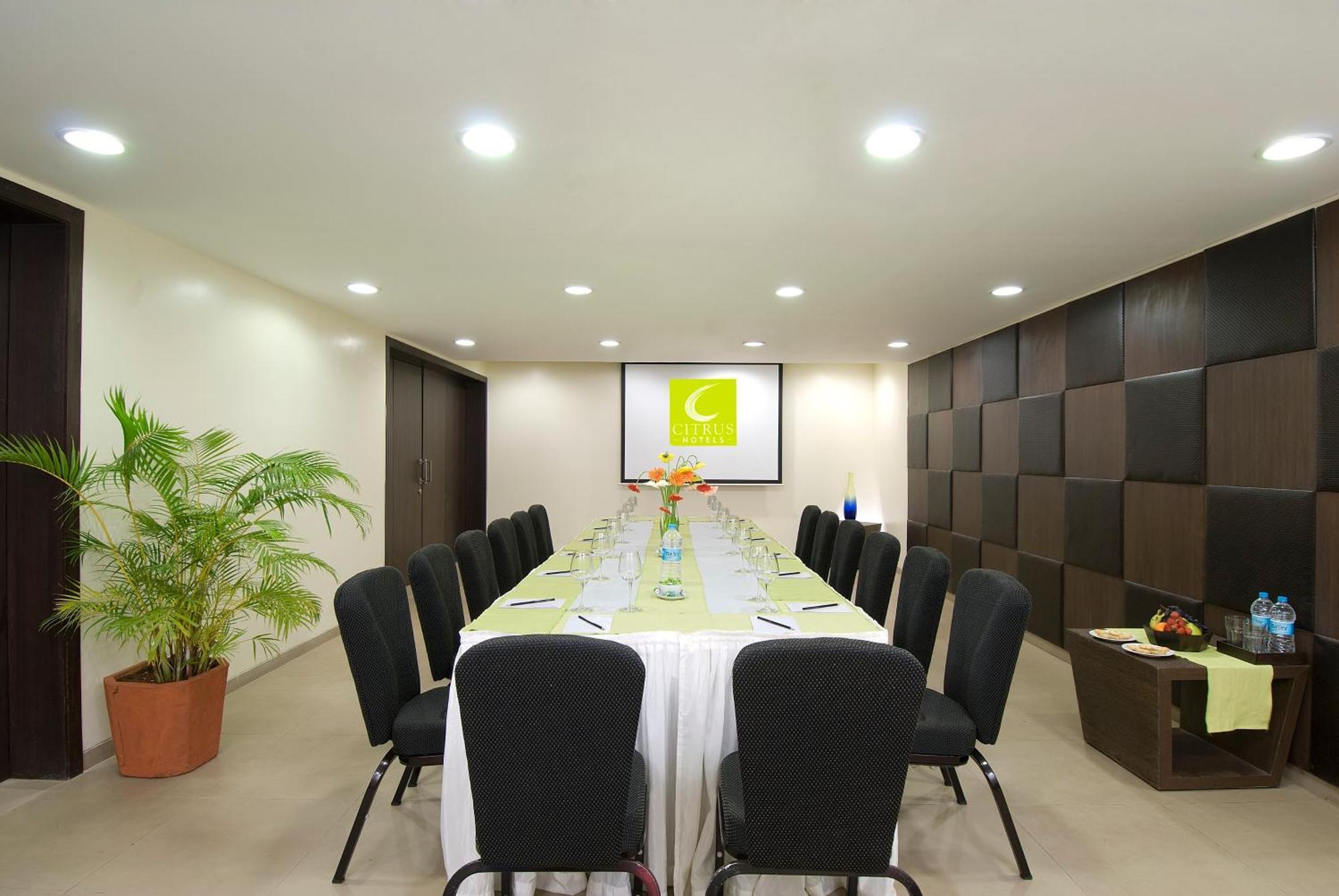Citrus Hotel Lonavala Ngoại thất bức ảnh