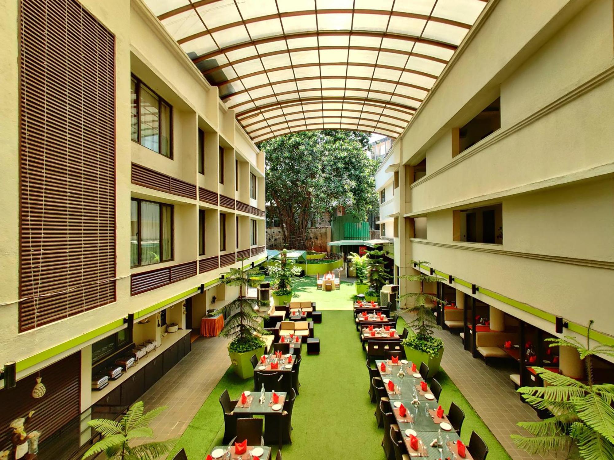 Citrus Hotel Lonavala Ngoại thất bức ảnh