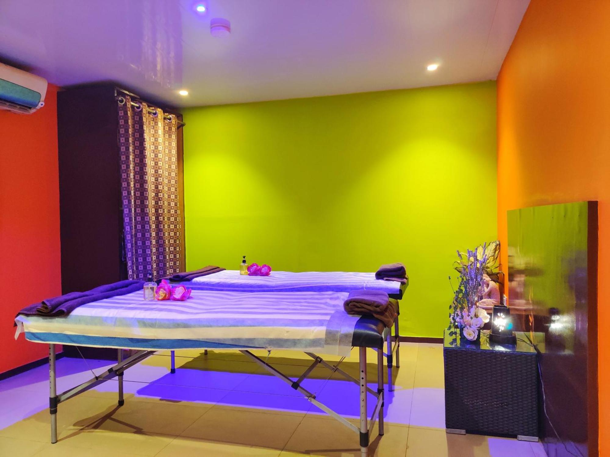 Citrus Hotel Lonavala Ngoại thất bức ảnh