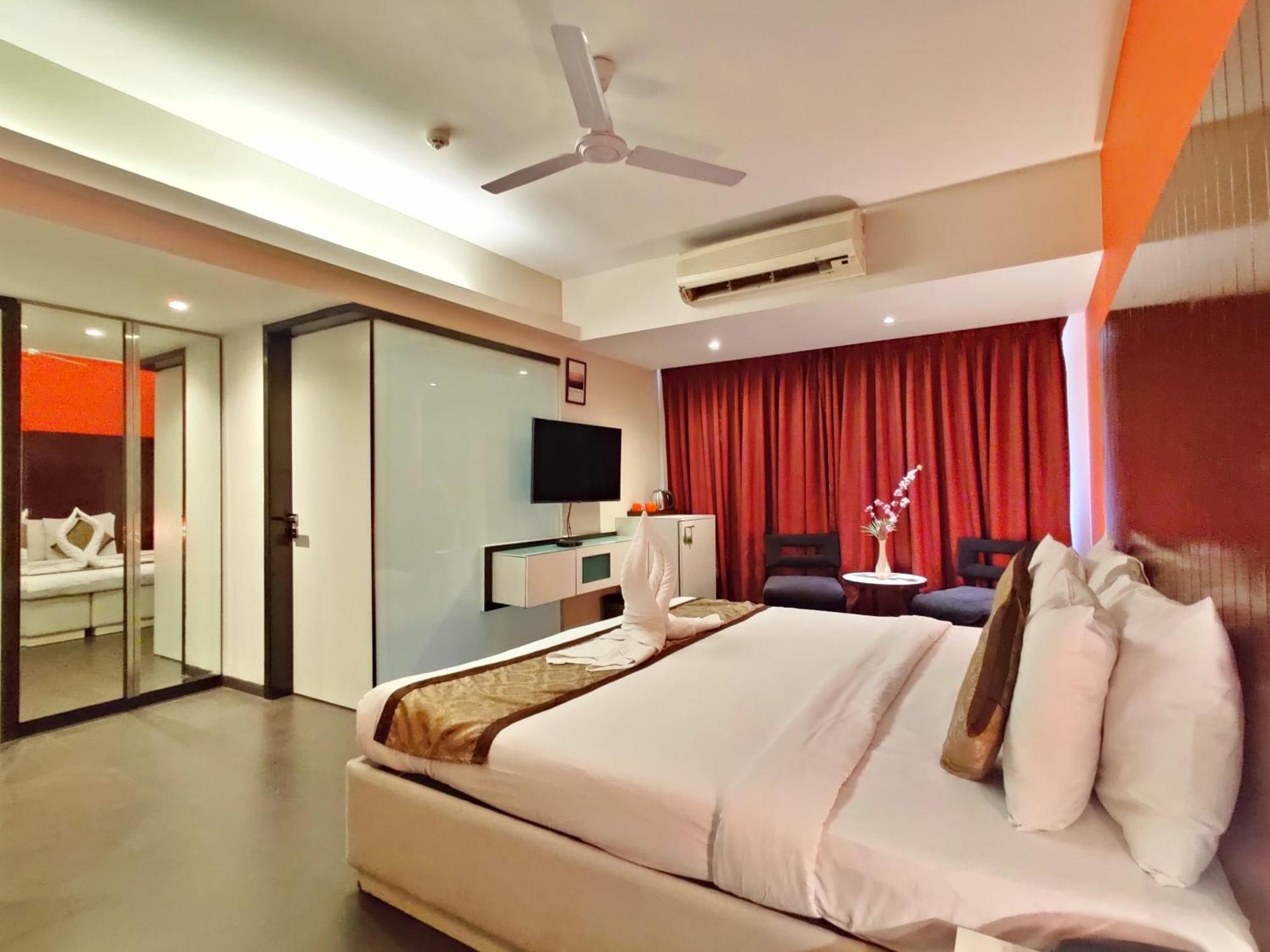 Citrus Hotel Lonavala Ngoại thất bức ảnh
